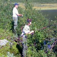 Ulf & Emil Carstedt på fjälltur med fiskespöna 2008